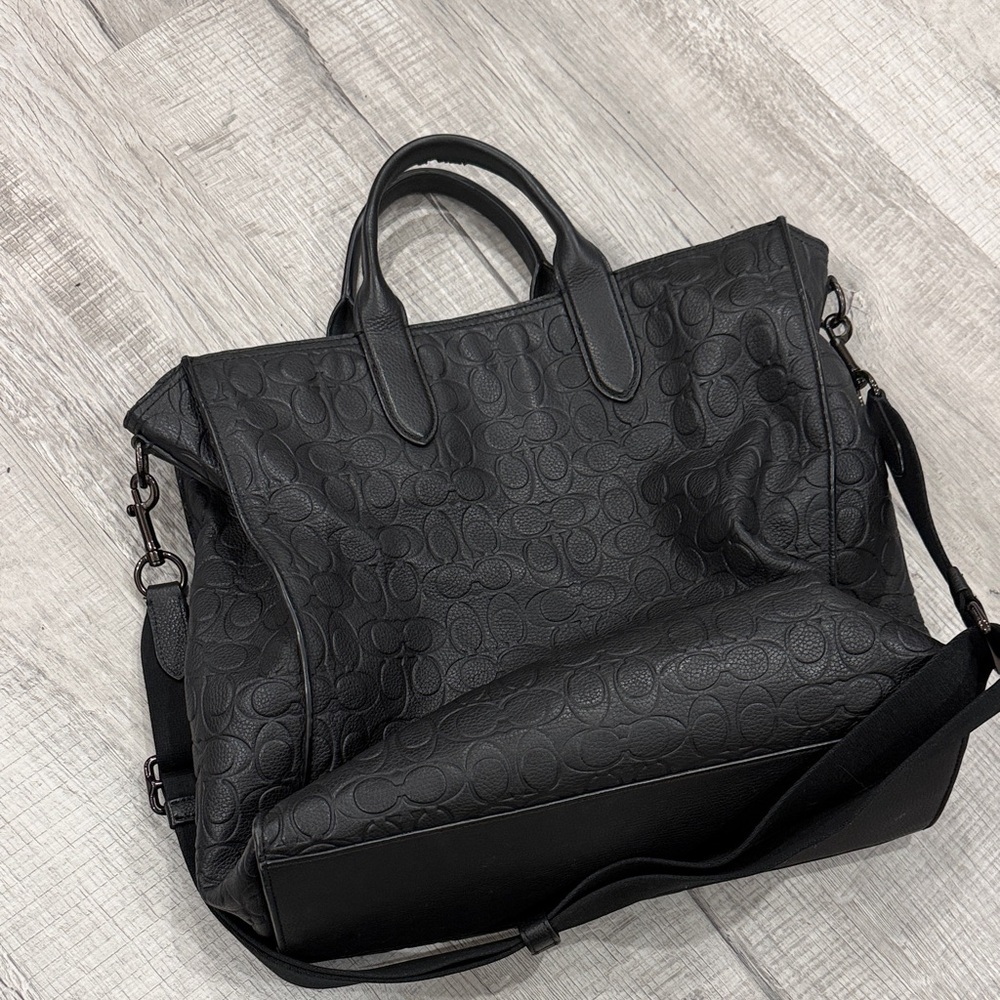 Sophisticated Black Textured Messenger Bag